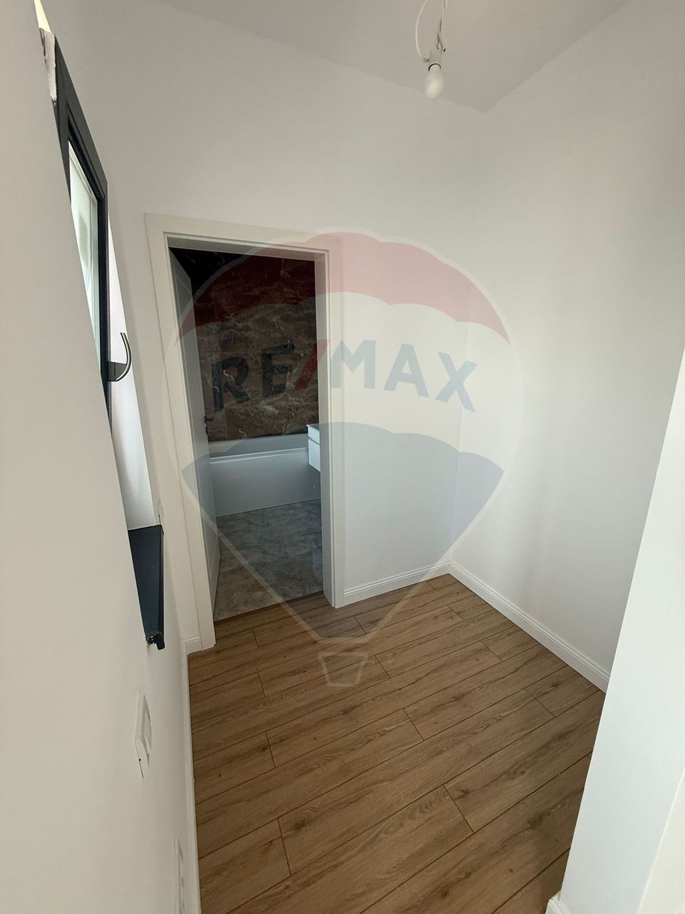 Casă / Vilă Individuala Bragadiru finisaje lux