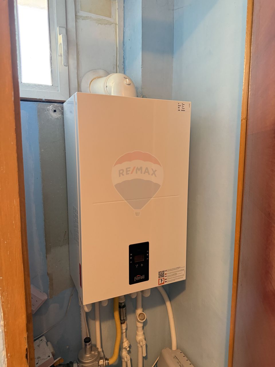 Apartament doua camere APARATORII PATRIEI