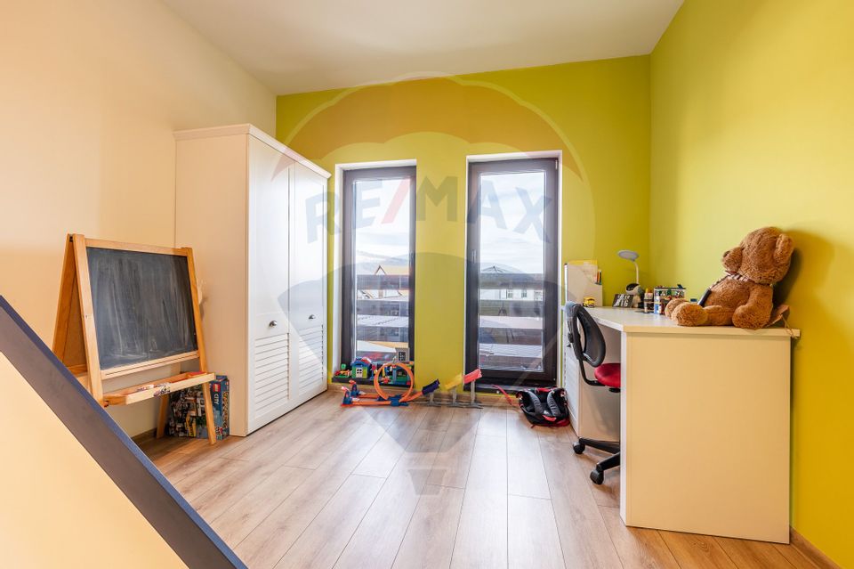 REZERVAT Casă individuala Harman