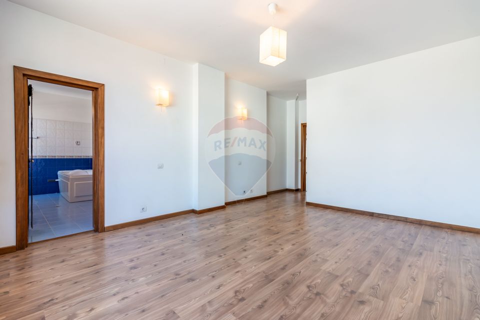 Casă / Vilă în Pipera de inchiriat, Iancu Nicolae, 5 x parcare