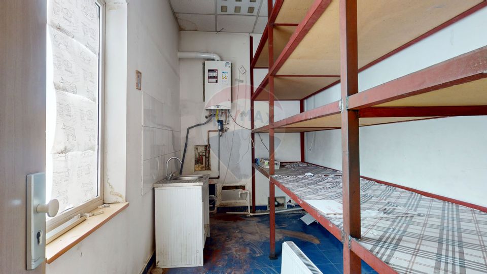 149sq.m Commercial Space for rent, Ultracentral area