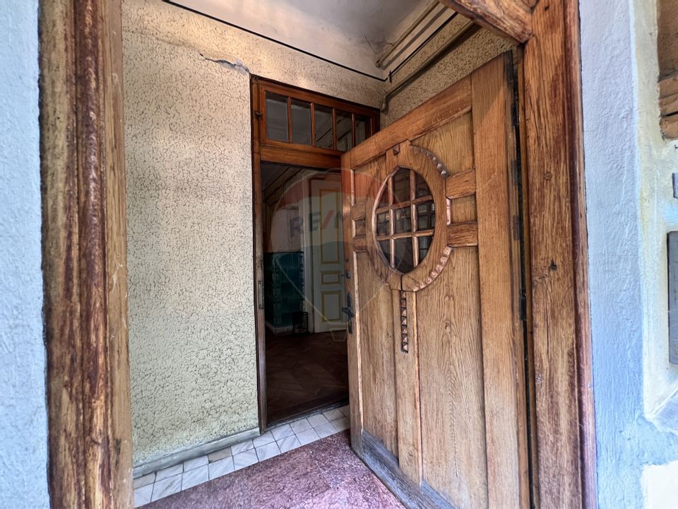 Casă interbelică de închiriat – Str. Barbu Văcărescu nr. 33