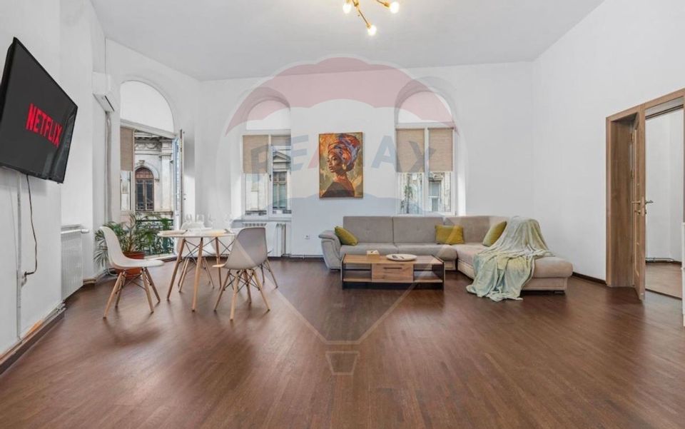 Apartament cu 2 camere de vânzare în zona Ultracentral