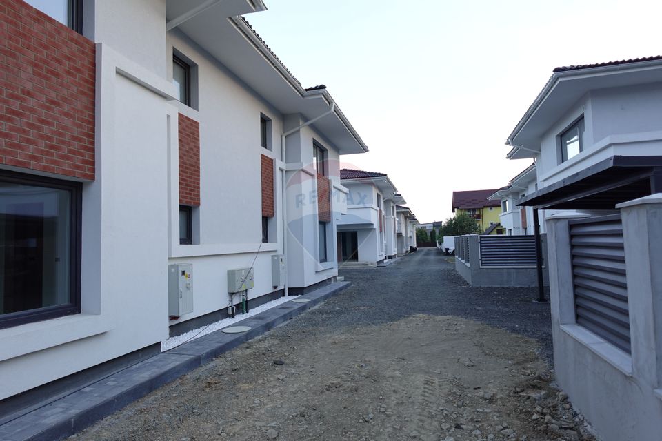 4 room House / Villa for sale, Independentei area