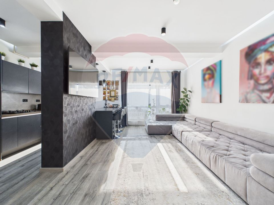 Apartament de vanzare - 3 camere 102mp + Terasa cu foisor 45mp