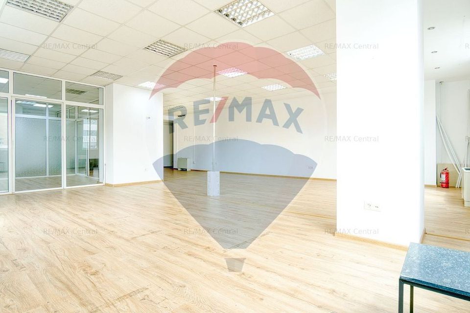 125sq.m Office Space for rent, Vlahuta area