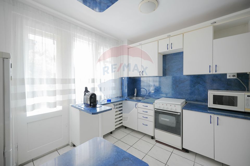 Apartament cu 3 camere, De Vânzare, tip U, etaj 1, Rogerius