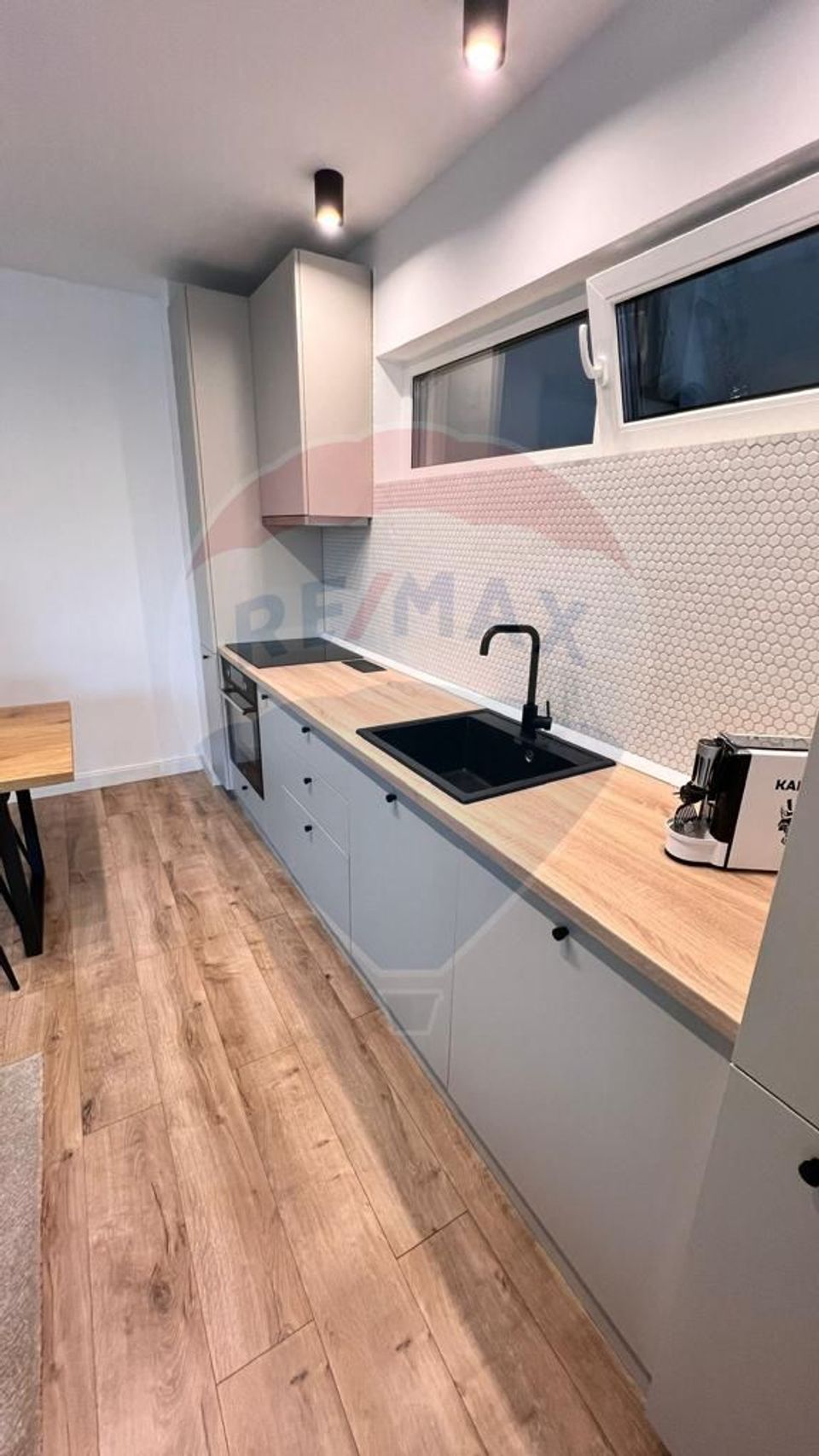 Apartament cu 2 camere de închiriat în zona Sopor