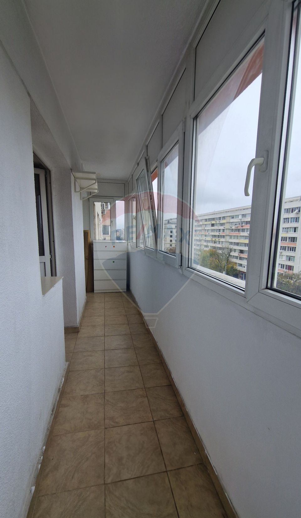 Apartament 2 camere decomandat, Ștefan cel Mare, la 1 minut de metrou