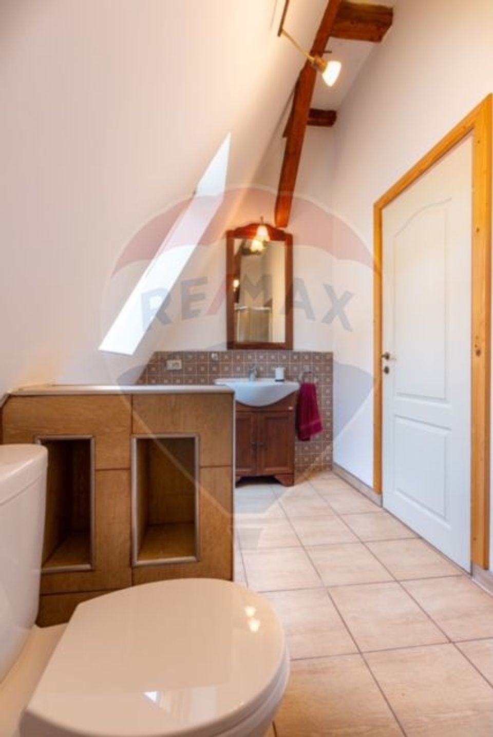 400sq.m Proprietate specială for sale, Ultracentral area