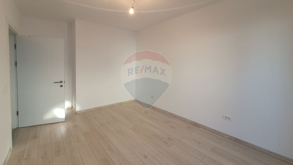 3 room Apartment for sale, Nord-Est area