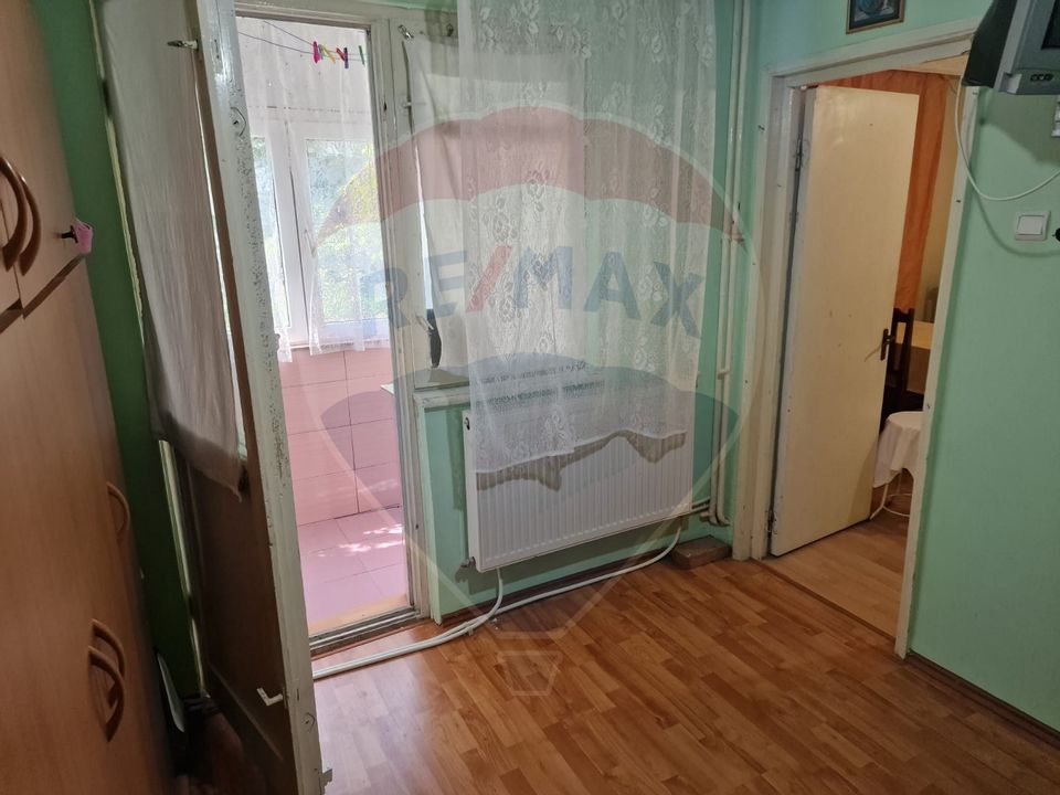 Apartament cu 2 camere de vânzare în zona Mioritei