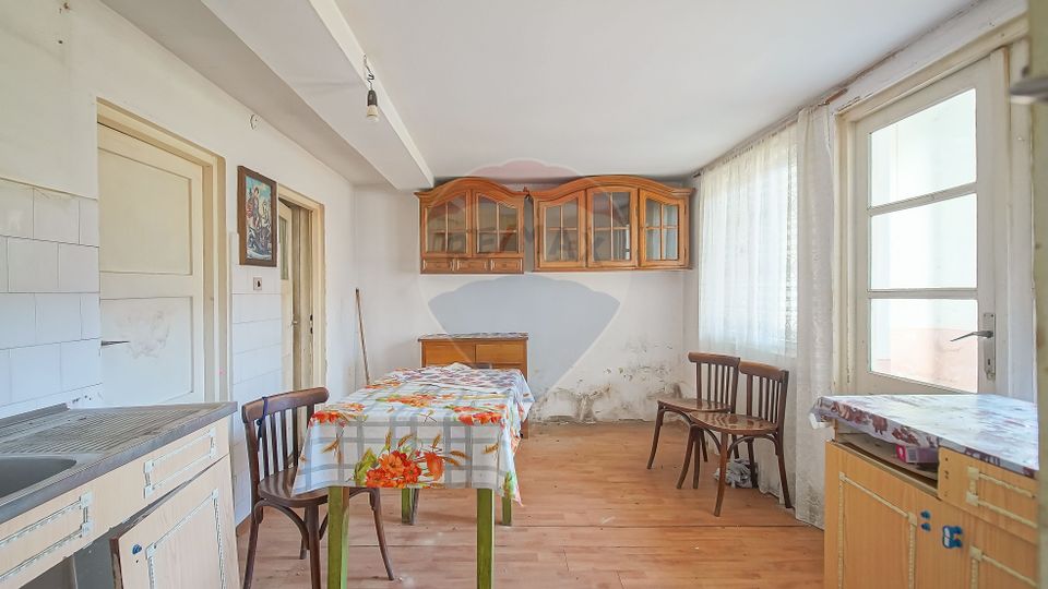 6 room House / Villa for sale