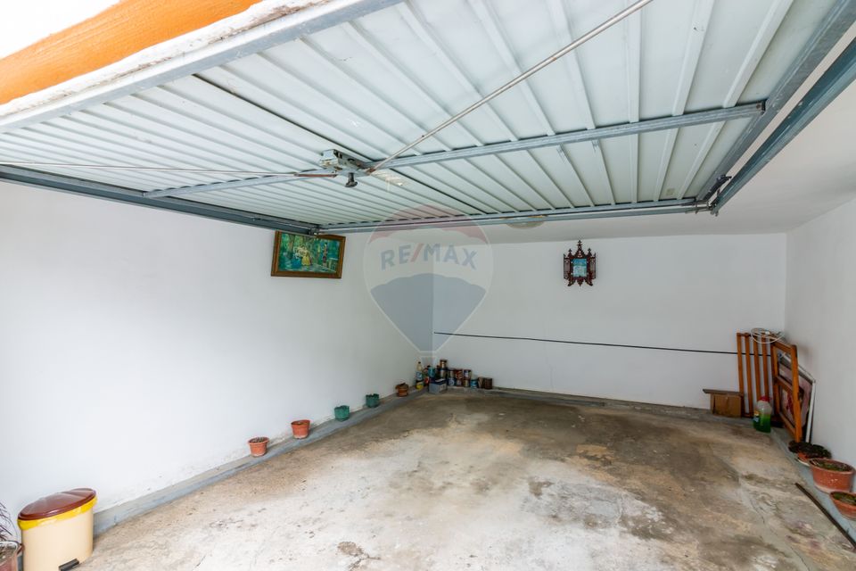 Casă / Vilă de vânzare Picior de Munte, Dambovita