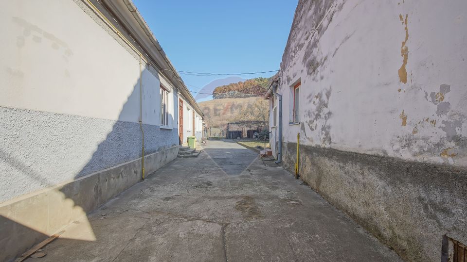 5 room House / Villa for sale