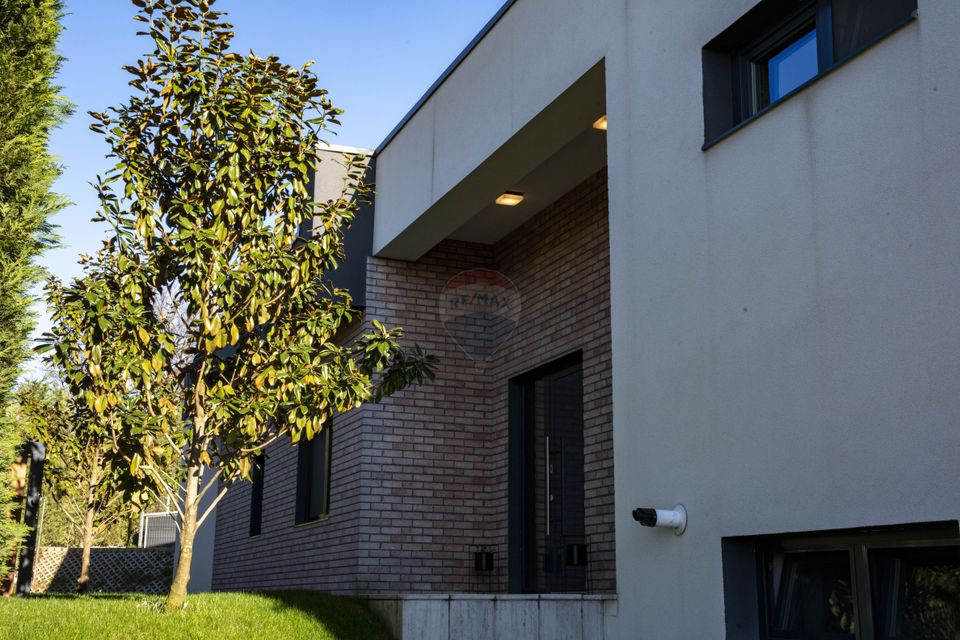 5 room House / Villa for sale, Dealuri Oradea area