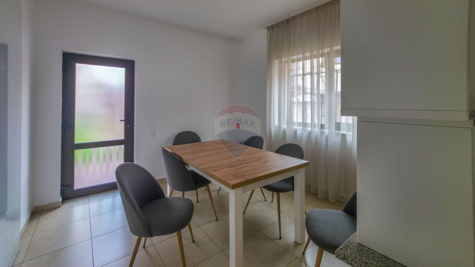 Casa cu 5 camere de inchiriat Gheorgheni, Garaj, Teren 400mp