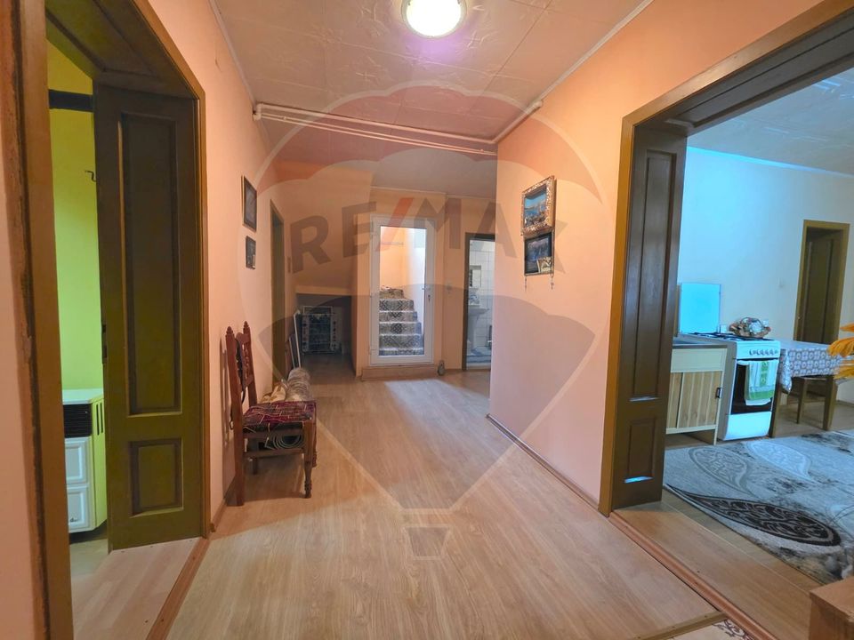 4 room House / Villa for sale, Sud area