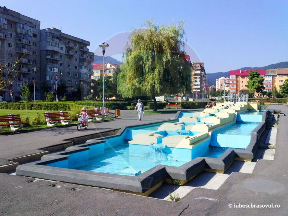 REZERVAT !  Apartament cu 3 camere de vânzare în Răcădău