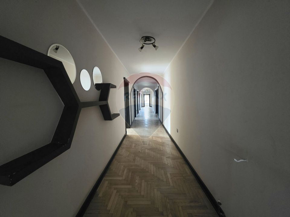 De vânzare proprietate unicat în Sascut - Bacău