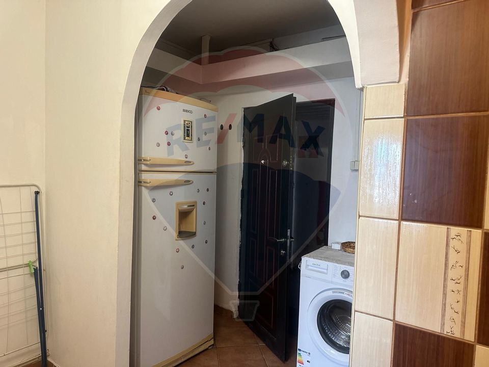 Garsoniera de  de vânzare în strada Calea Moinesti