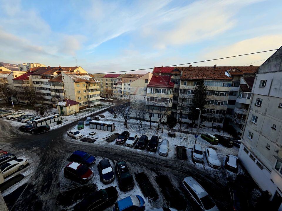 2 room Apartment for sale, 1 Mai area