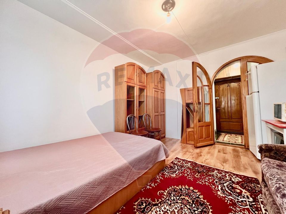 De vânzare garsonieră,în zona Rogerius, Corneliu Coposu