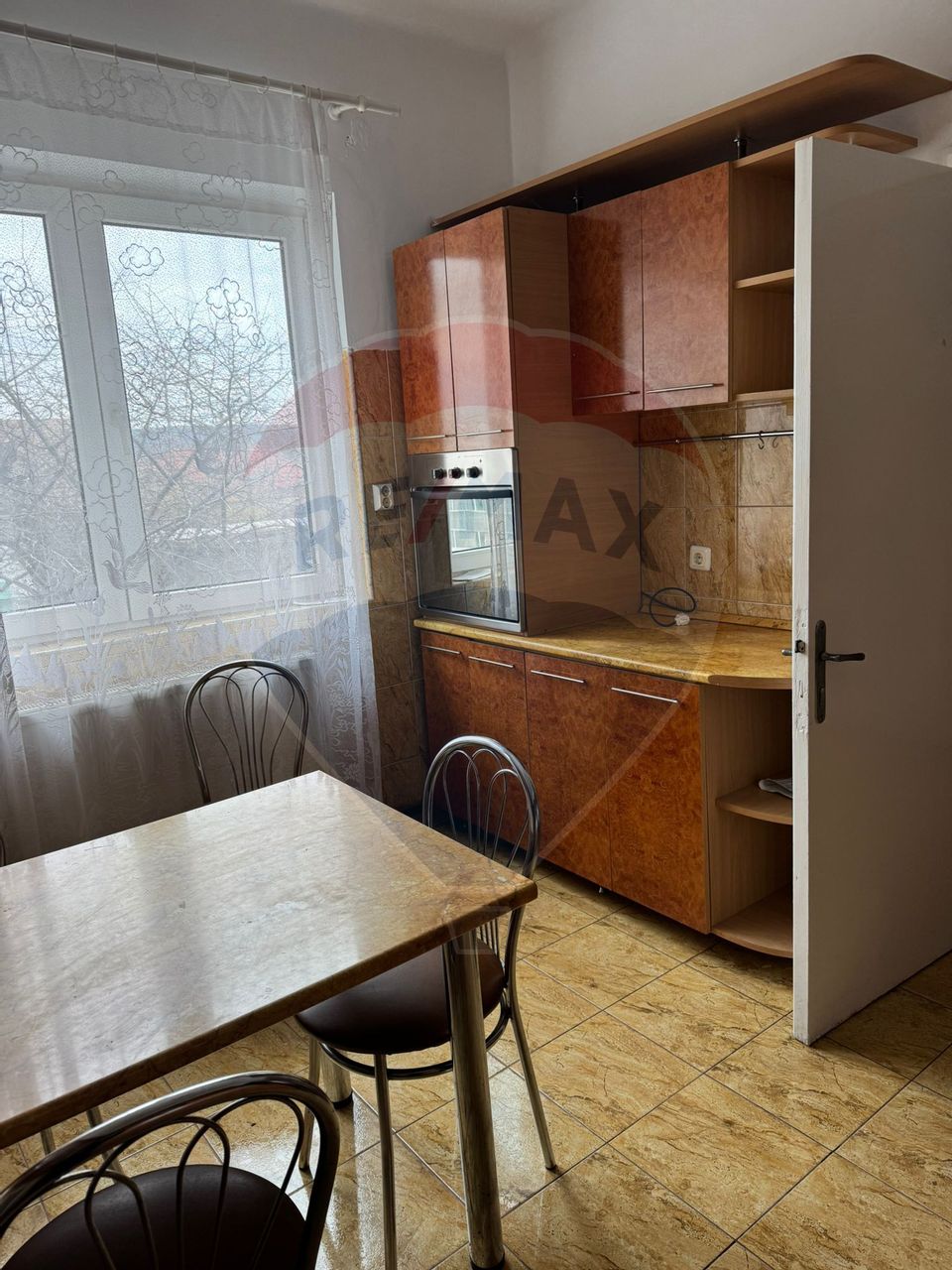 Spațiu comercial de 80mp de închiriat în zona Traian
