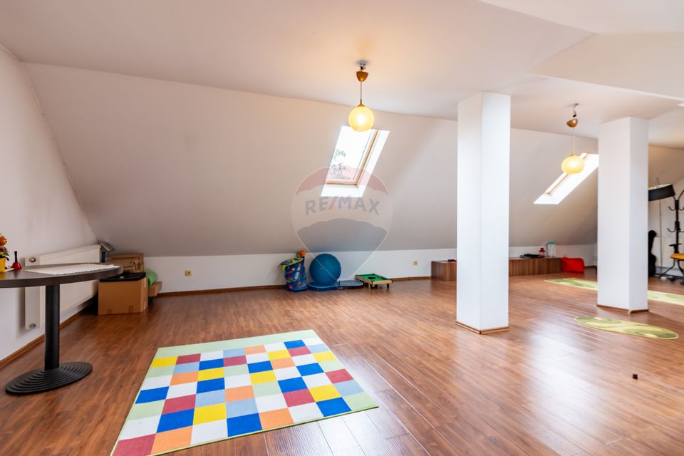 House / Villa in Buftea, all utilities, near the lake, bus, shops