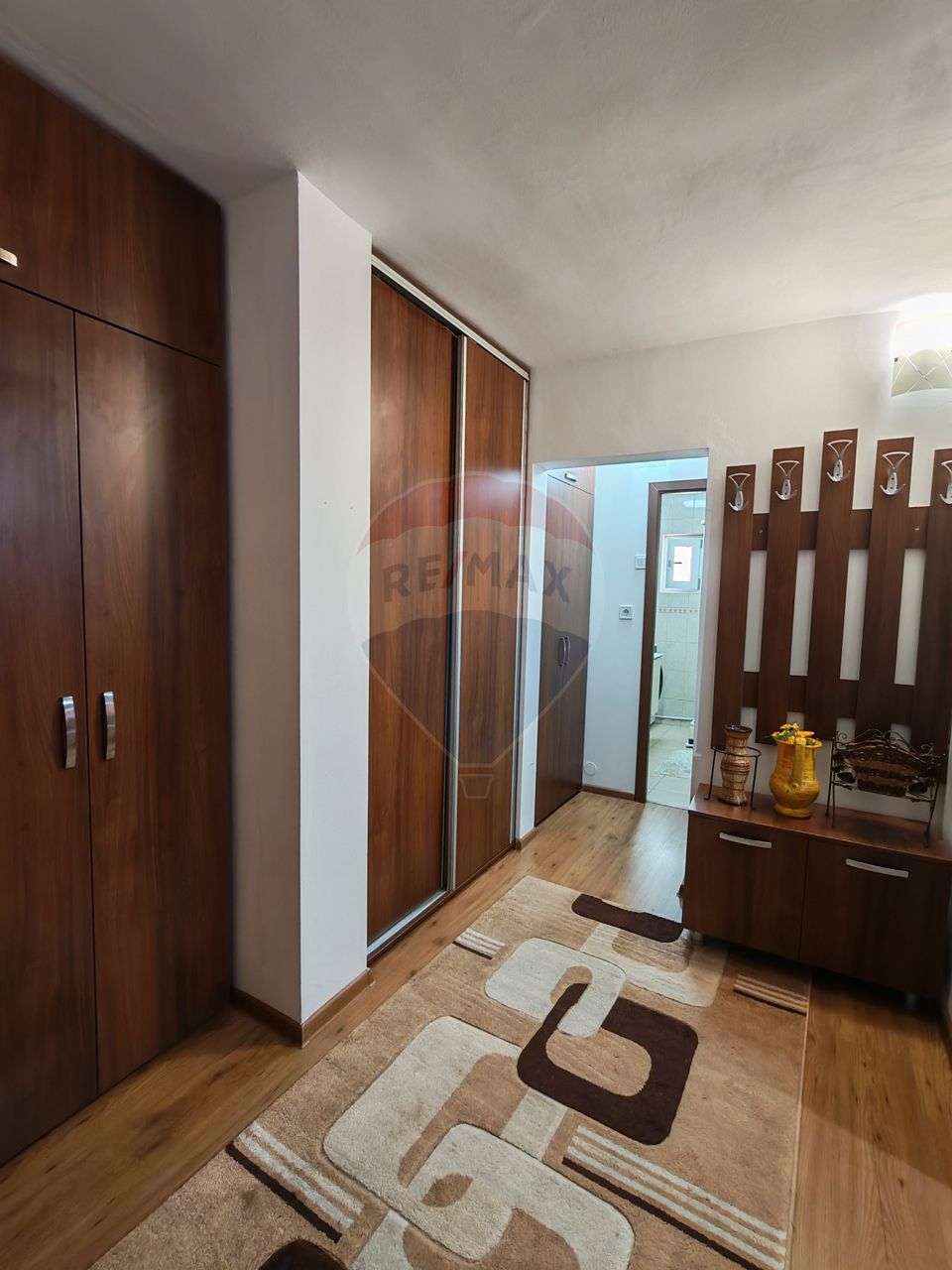 Apartament 2 camere Brazda, stațios, etaj 2, AC + centrală