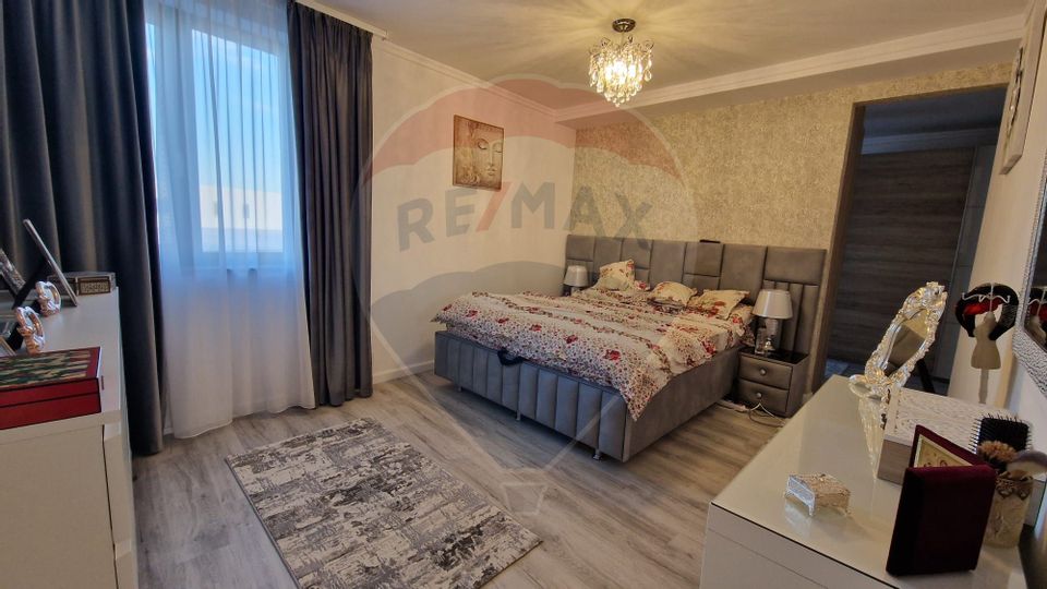 Casă / Vilă cu 5 camere - la 2 minute de Complex Cosmopolis