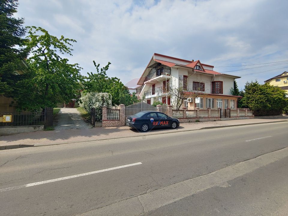 Casă / Vilă în Burdujeni-Suceava