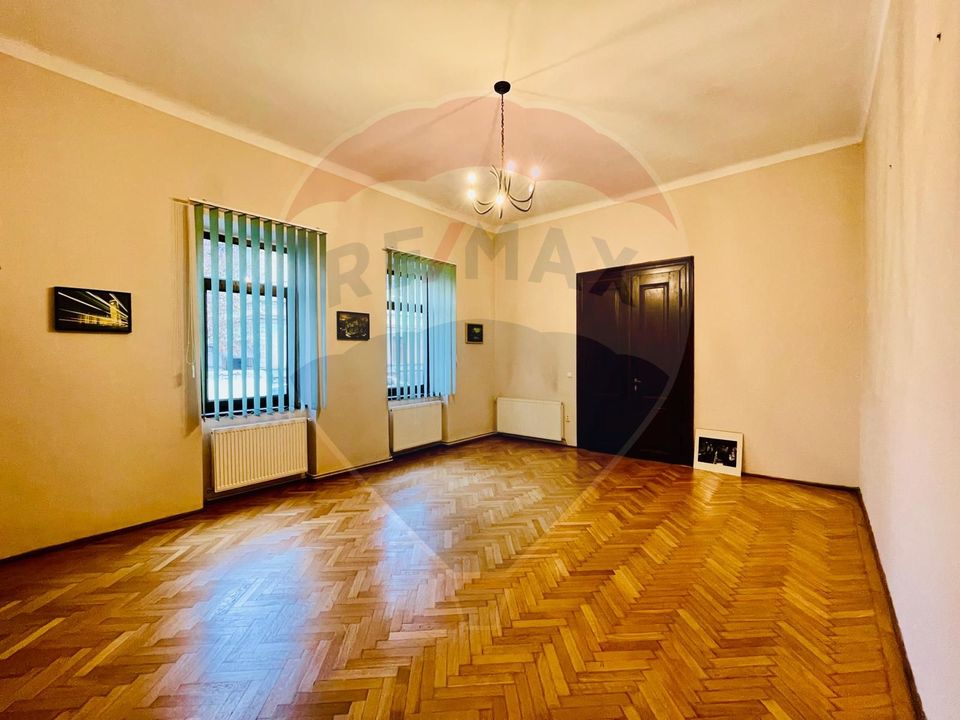 75sq.m Office Space for rent, Central area