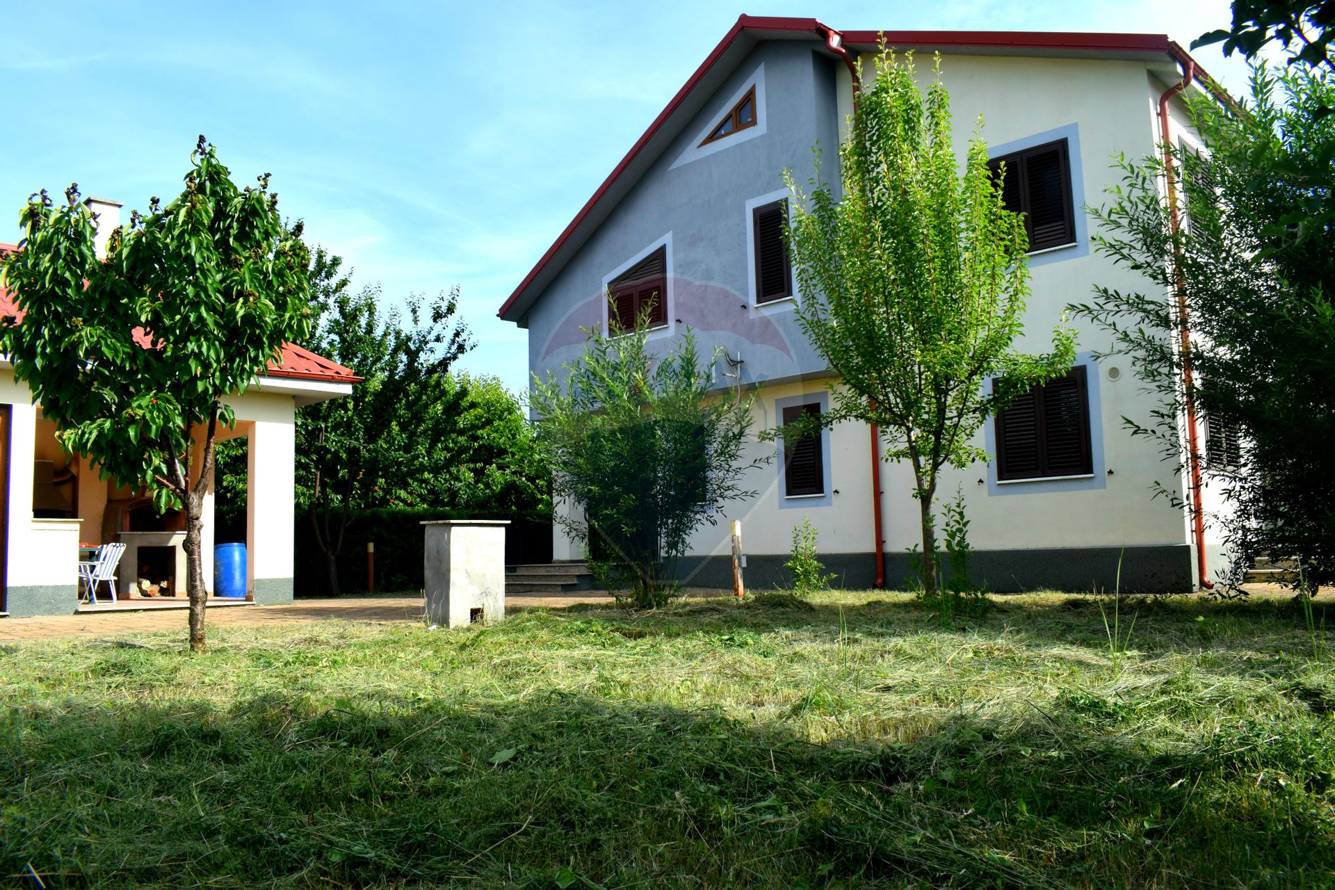 Casavila 5 camere vanzare in Vrancea, Focsani, Periferie