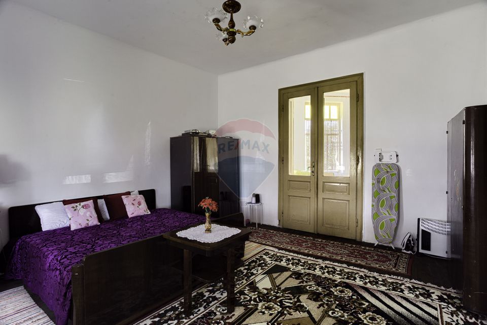 6 room House / Villa for sale