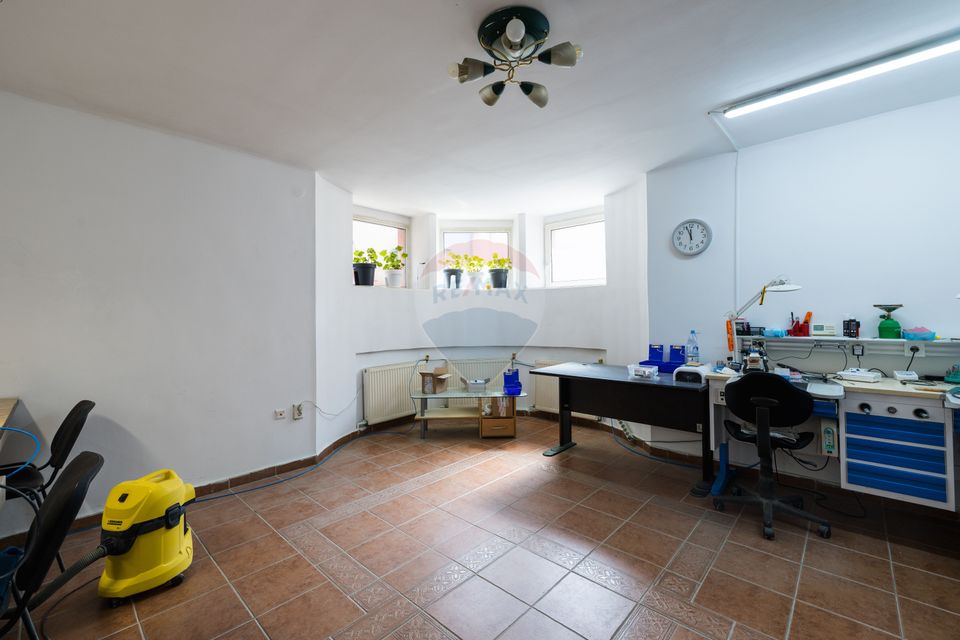 Office space Brasov Civic Center AFI Mall 200 sqm D + M