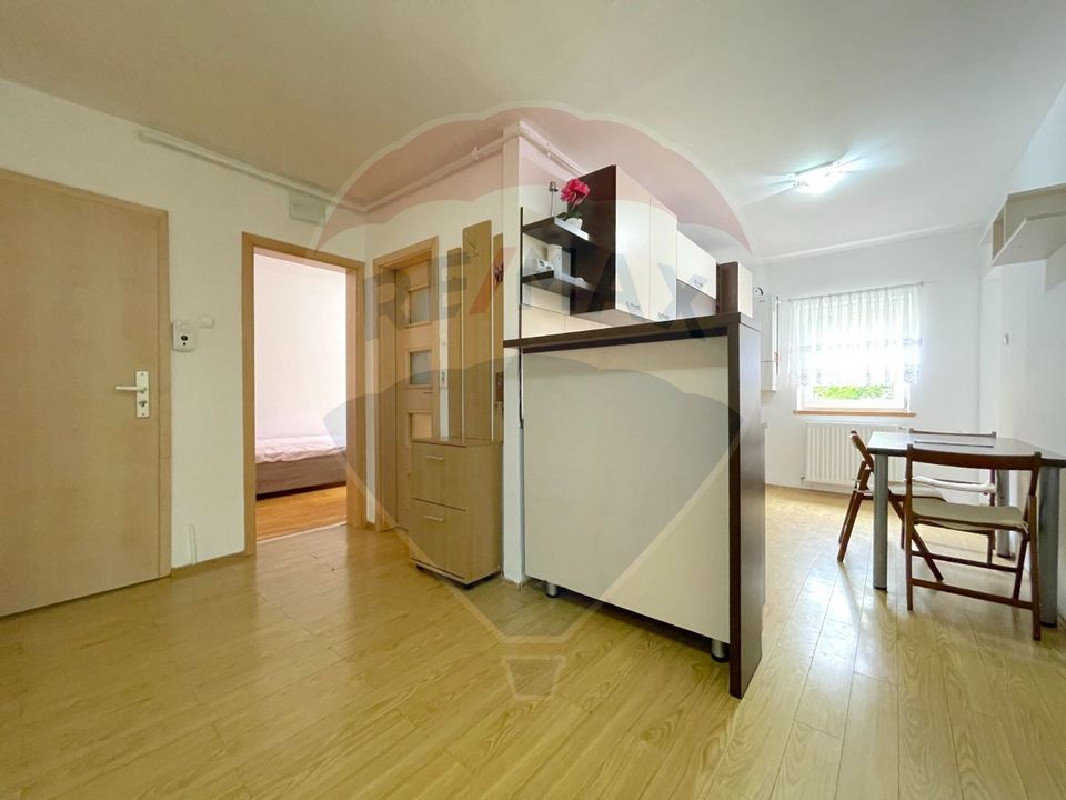 Apartament 2 camere, in zona Judetean