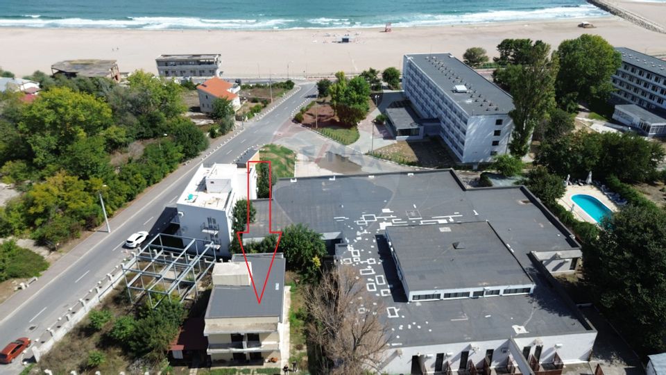 8 room House / Villa for sale, Sud-Vest area