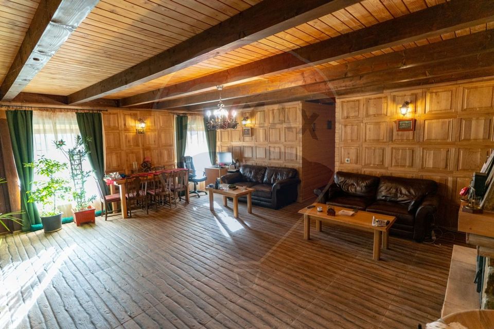 Casă din lemn Ribita,jud Hunedoara