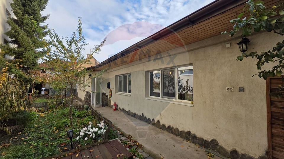 6 room House / Villa for rent, Aurel Vlaicu area