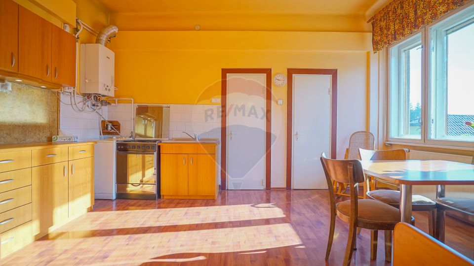 REZERVAT! Apartament cu iz boem, în casă, Brașovul Vechi