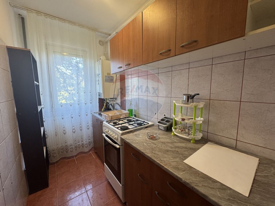 Apartament cu 2 camere de închiriat în zona Casa de Cultura