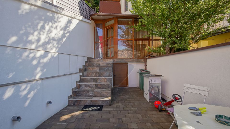 CASA 3 CAMERE CU 86 MP, BECI, POD SI CURTE | ZONA SCHEI