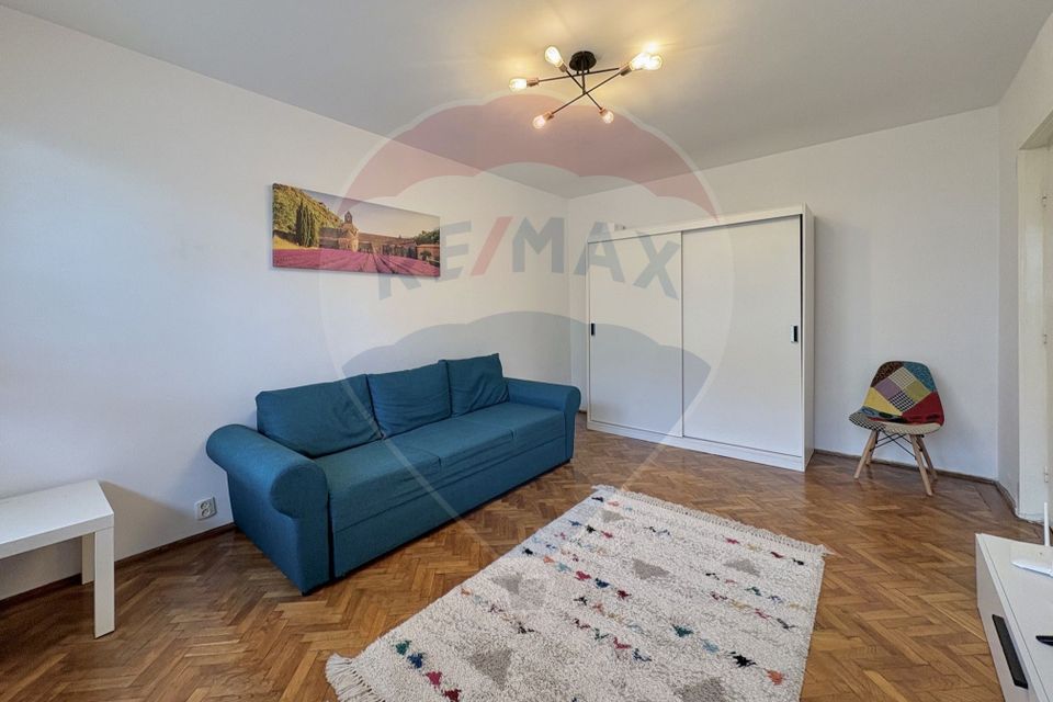 Garsonieră decomandată – zona Micșunica | Etaj 1 | Orientare sudica