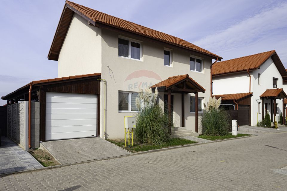 Casă de închiriat în cartierul Athena, zona 6 Vânători