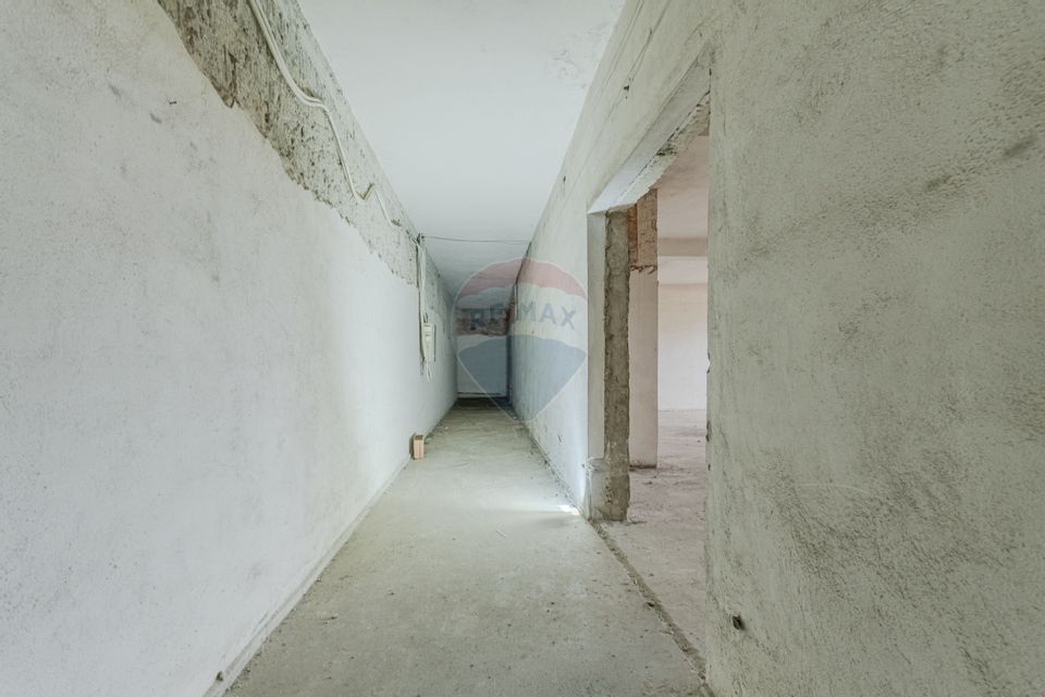 2,060sq.m Industrial Space for sale, Tractorul area