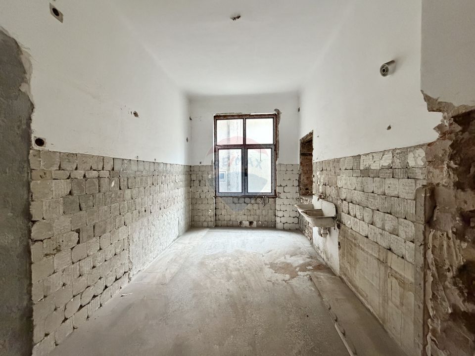 Un apartament cu poveste, în inima Bucureștiului interbelic