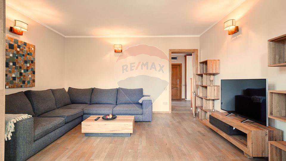 Apartament centru istoric cu garaj și loc de parcare