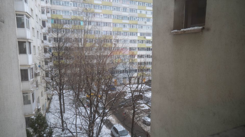 Vânzare apartament 3 camere,  zona Pantelimon - Liceul Lucian Blaga