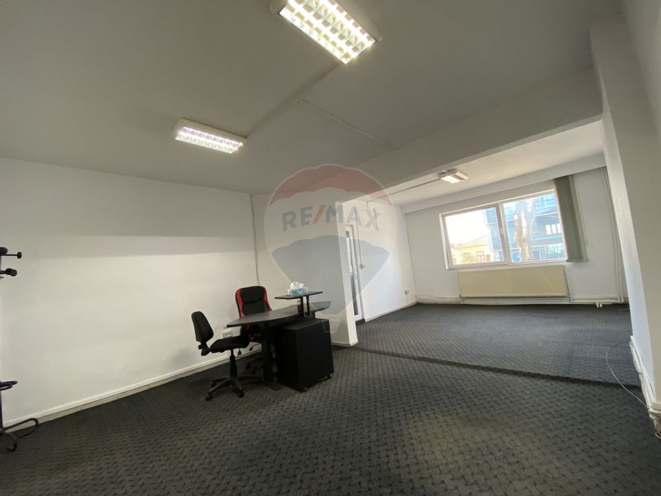 45sq.m Office Space for rent, Ultracentral area